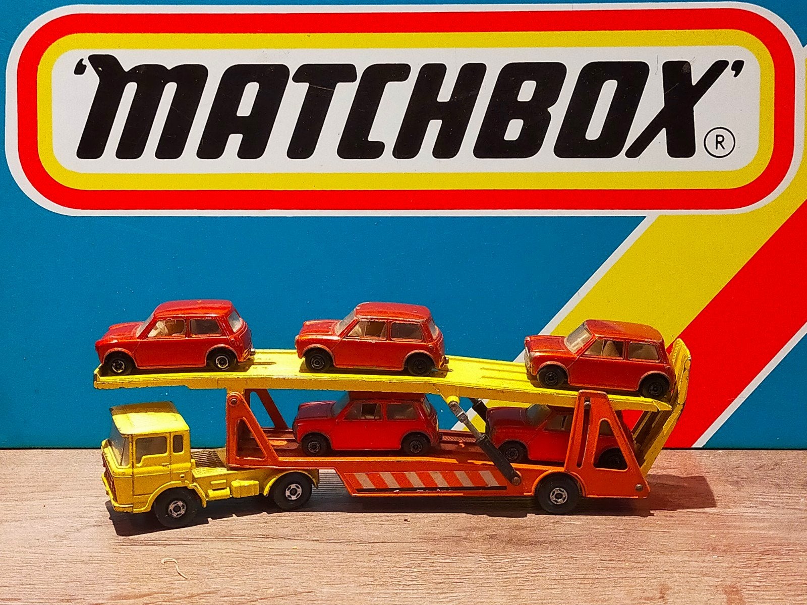 Matchbox Racing Mini met DAF Autotransporter, Hobby en Vrije tijd, Modelauto's | 1:87, Ophalen of Verzenden, Gebruikt, Auto, Matchbox