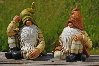 Mooie originele zittende Kabouter, Tuinkabouter, groen bruin, Tuin en Terras, Ophalen of Verzenden, Nieuw, Kunststof, Tuinkabouter