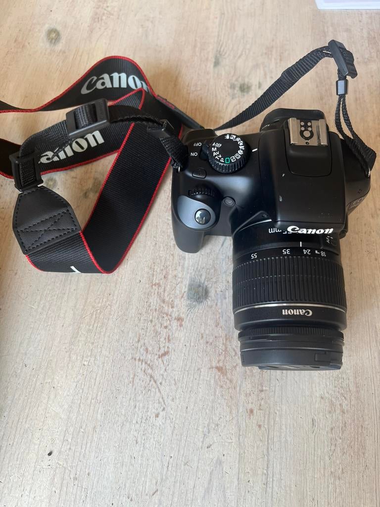 Canon EOS 1100D (Als nieuw), Canon, Ophalen of Verzenden, Zo goed als nieuw, Geen optische zoom