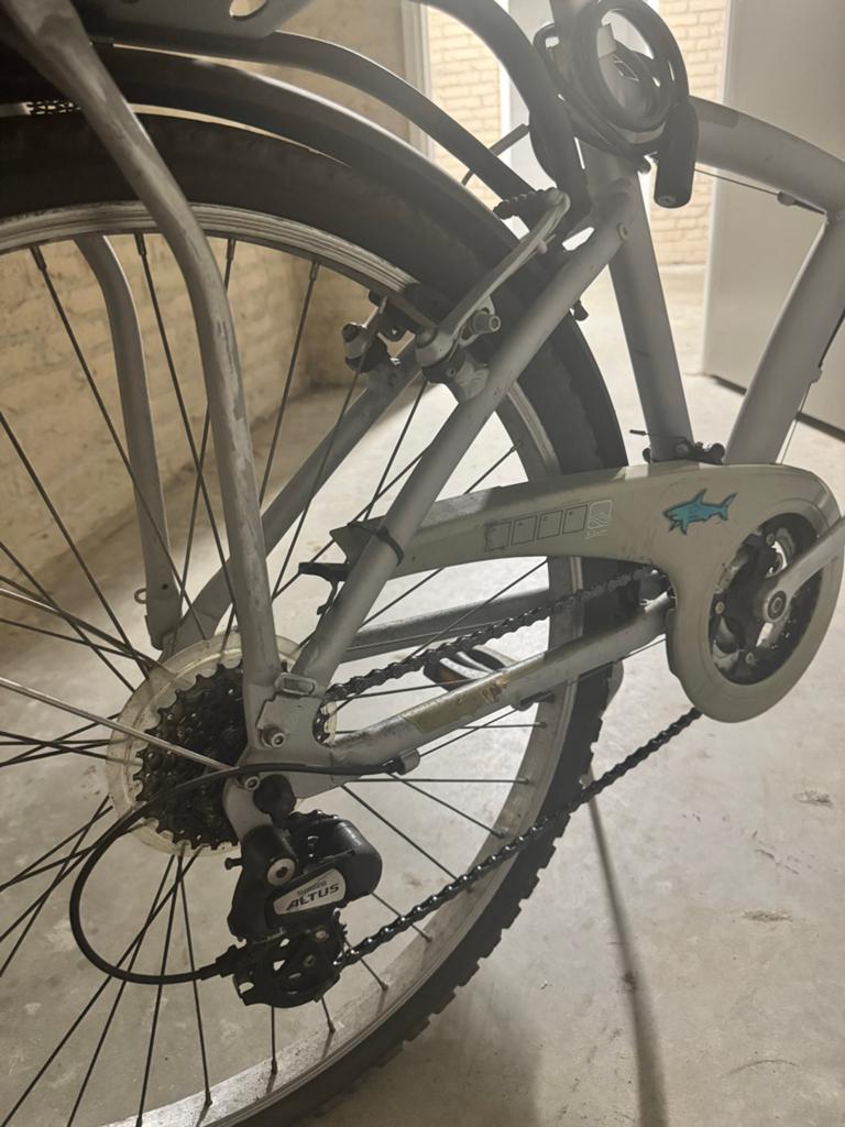 B'Twin Fiets met Versnellingen en Mandje, Fietsen en Brommers, Fietsen | Dames | Damesfietsen, Gebruikt, Velgrem, 47 tot 50 cm