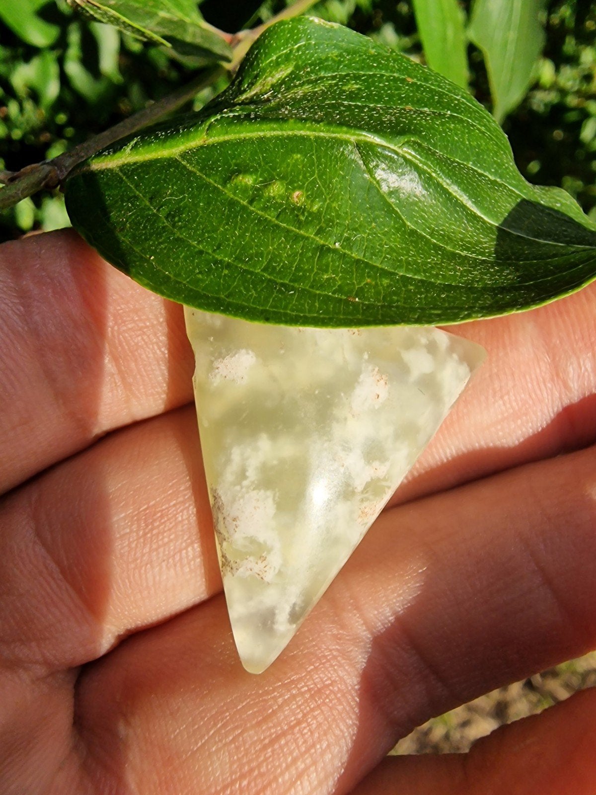 N816 Jade Drilled Hanger - 9 gram, 30x25x12mm, Sieraden, Tassen en Uiterlijk, Edelstenen, Natuursteen Sieraden, Nieuw, Ophalen of Verzenden