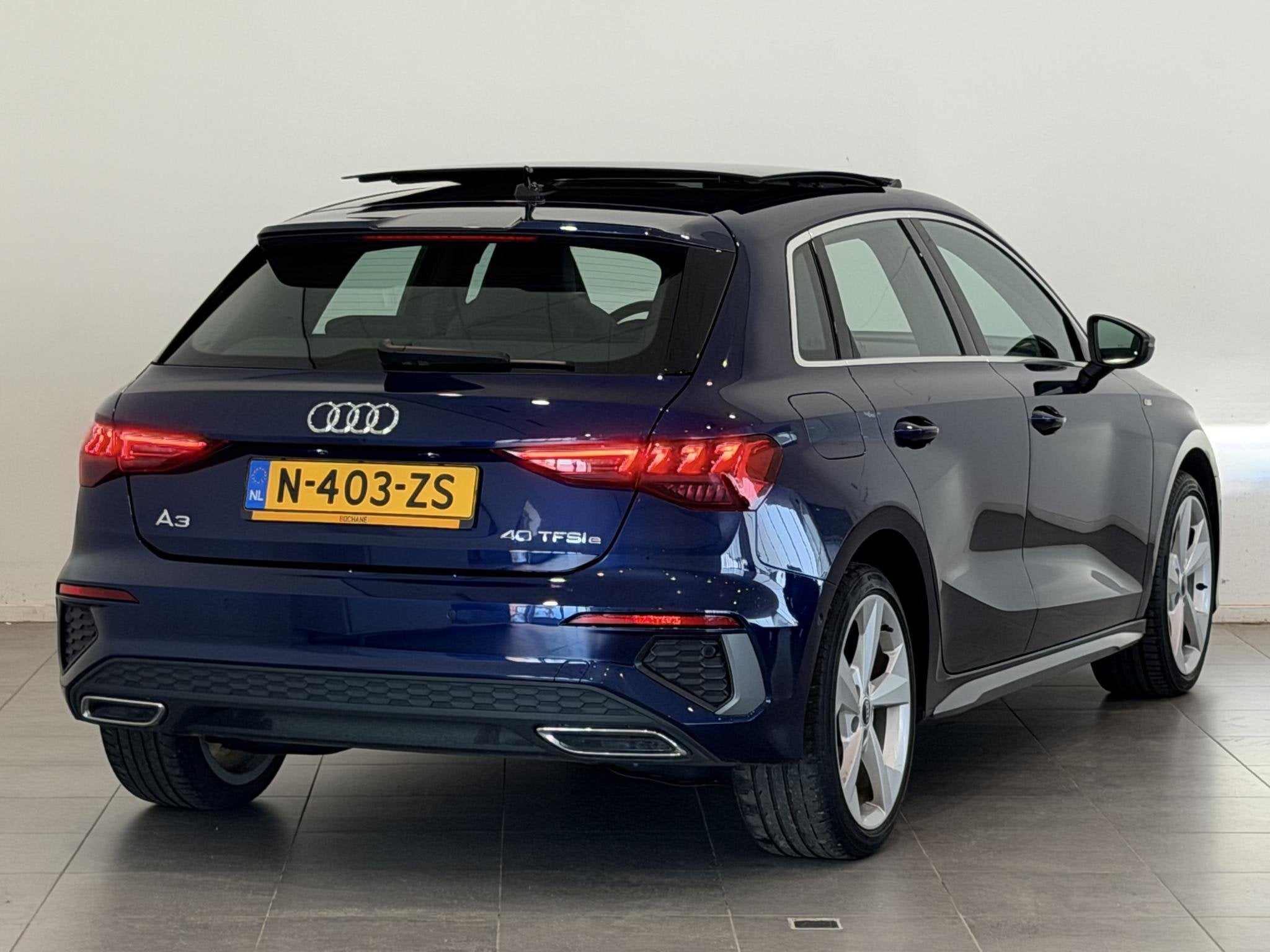 Audi A3 Sportback 40 TFSI e Advanced Edition | 97% SOH | Pan, Auto's, Stof, Gebruikt, 4 cilinders, Blauw