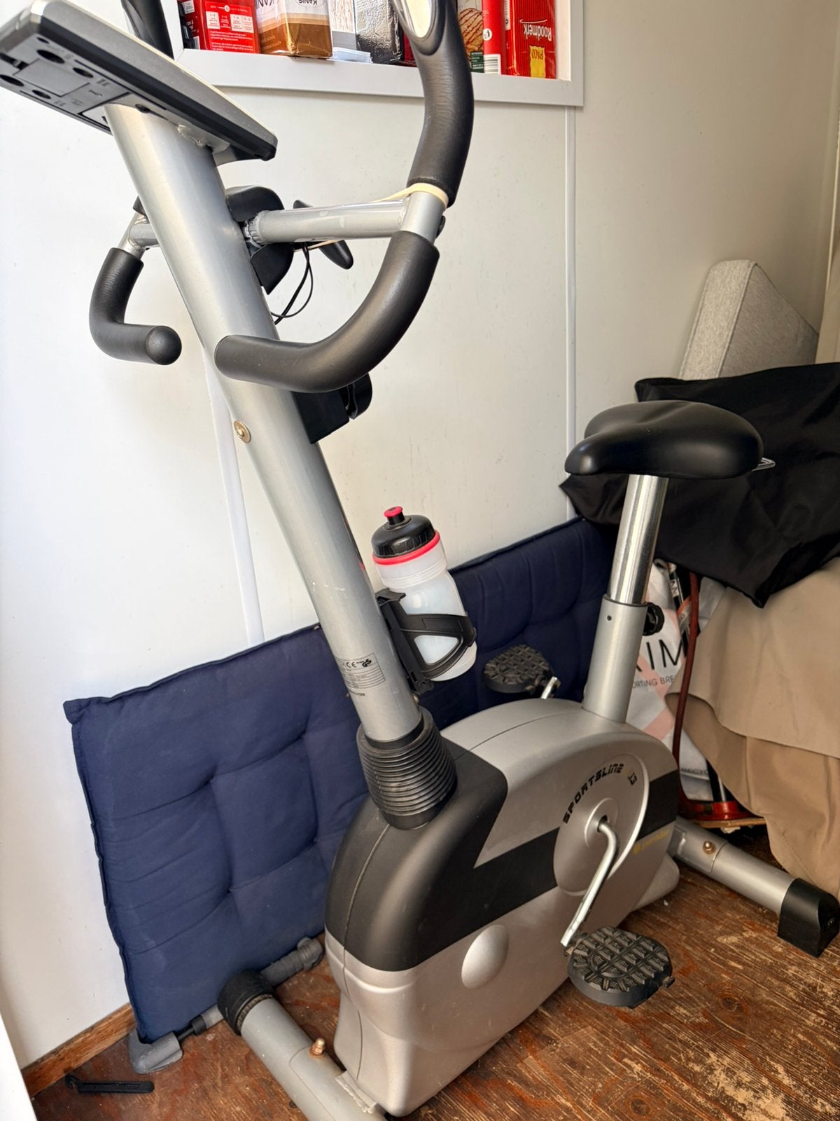 Hometrainer, Sport en Fitness, Fitnessmaterialen, Ophalen, Zo goed als nieuw