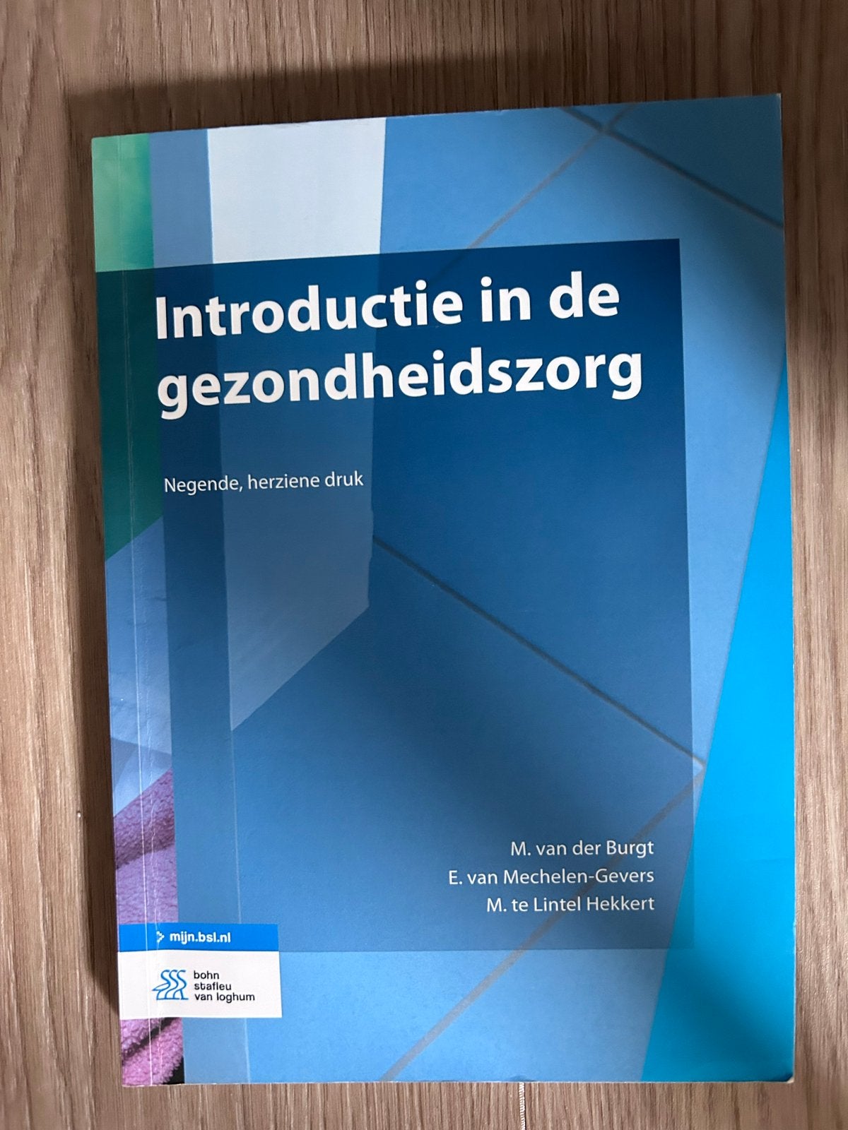 Introductie in de gezondheidszorg - Negende, herziene druk, Ophalen of Verzenden, Zo goed als nieuw, Gezondheid en Conditie