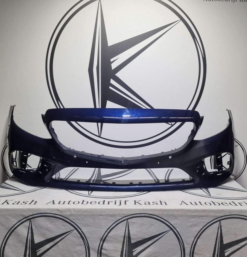 AMG voorbumper W205 C-Klasse Face A2058856002 [720], Gebruikt, Voor, Mercedes-Benz, Niet ingevuld
