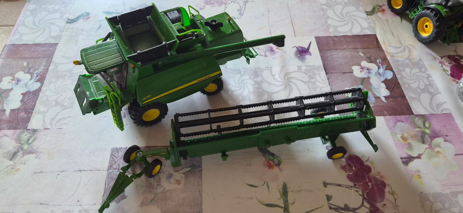 combine john deere t670i 1/32, Hobby en Vrije tijd, Verzenden, Gebruikt, Tractor of Landbouw, SIKU