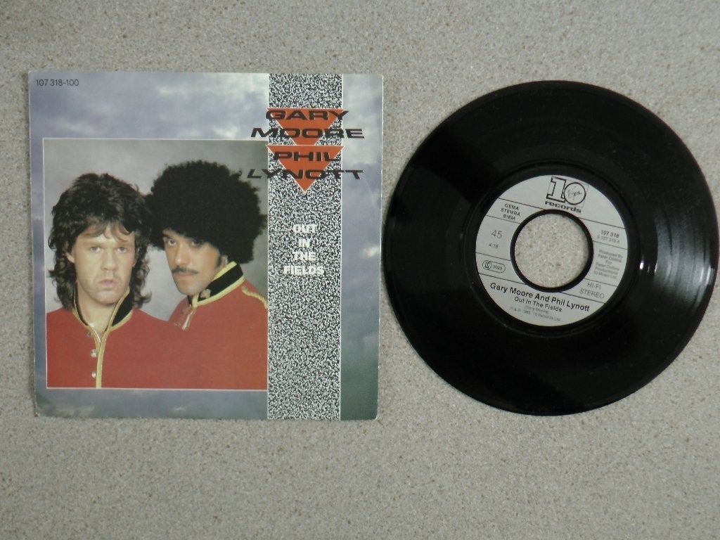 Gary Moore & Phil Lynott - Out in the fields VINYL SINGLE, 7 inch, Zo goed als nieuw, Pop, Fotohoes
