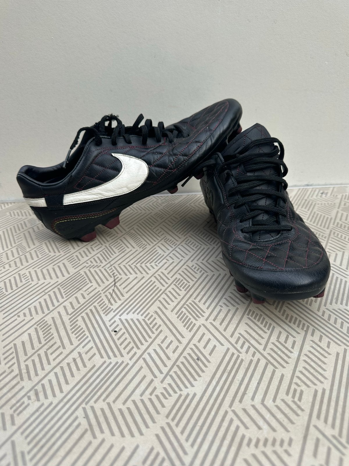 Nike Tiempo Ronaldinho R10 - voetbalschoene retro, Ophalen of Verzenden, Gebruikt, Schoenen