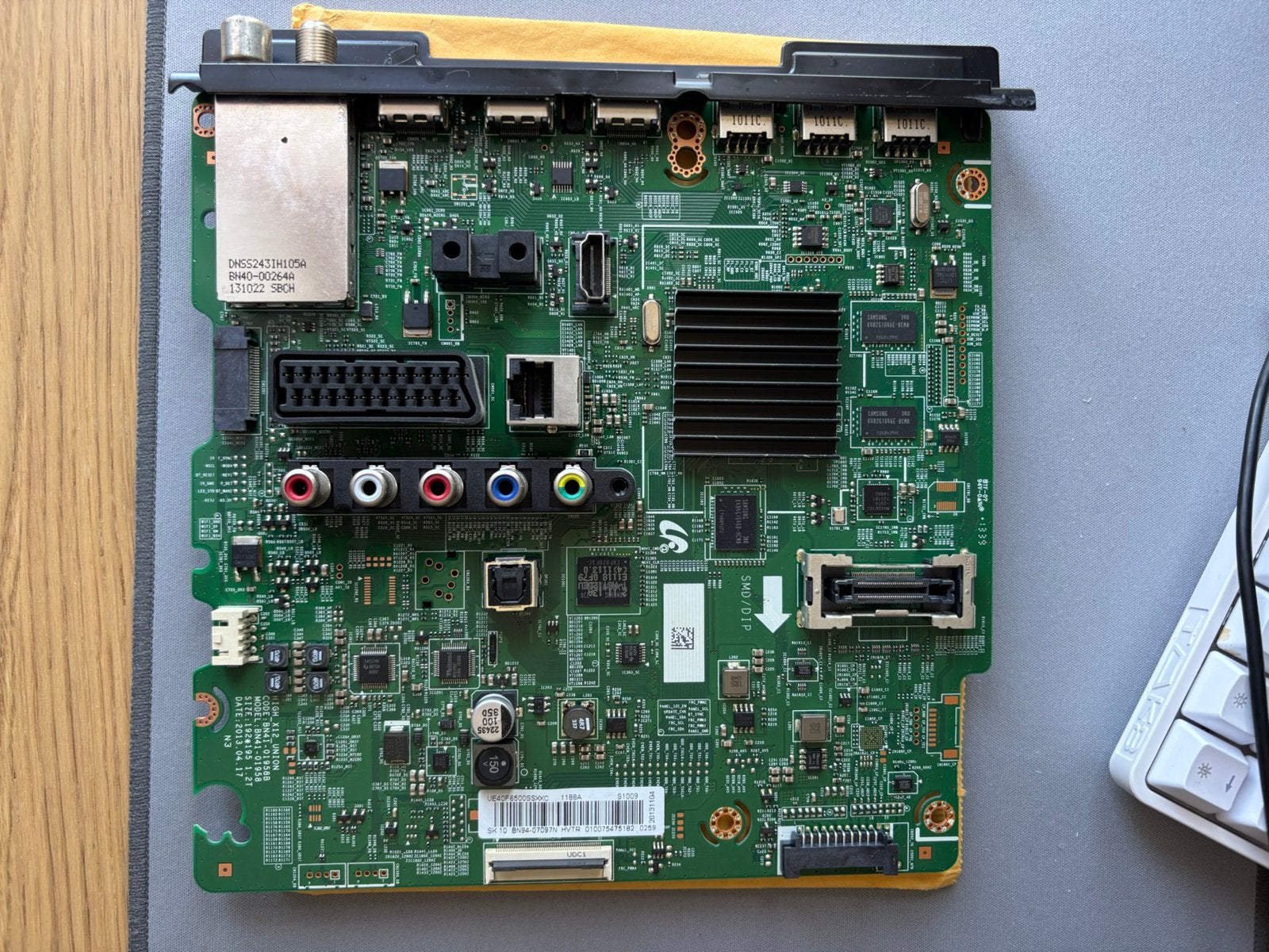 SAMSUNG UE40F6500 - moederbord, Computers en Software, Moederborden, Gebruikt, Ophalen of Verzenden