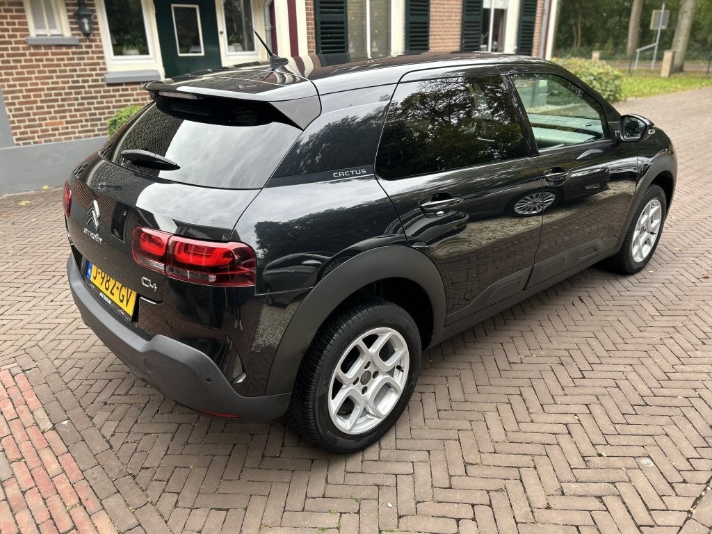 Citroën C4 Cactus 1.2 110pk Feel Navi, Camera, LMV, Slechts, Auto's, Dealer onderhouden, Stof, Gebruikt, Euro 6