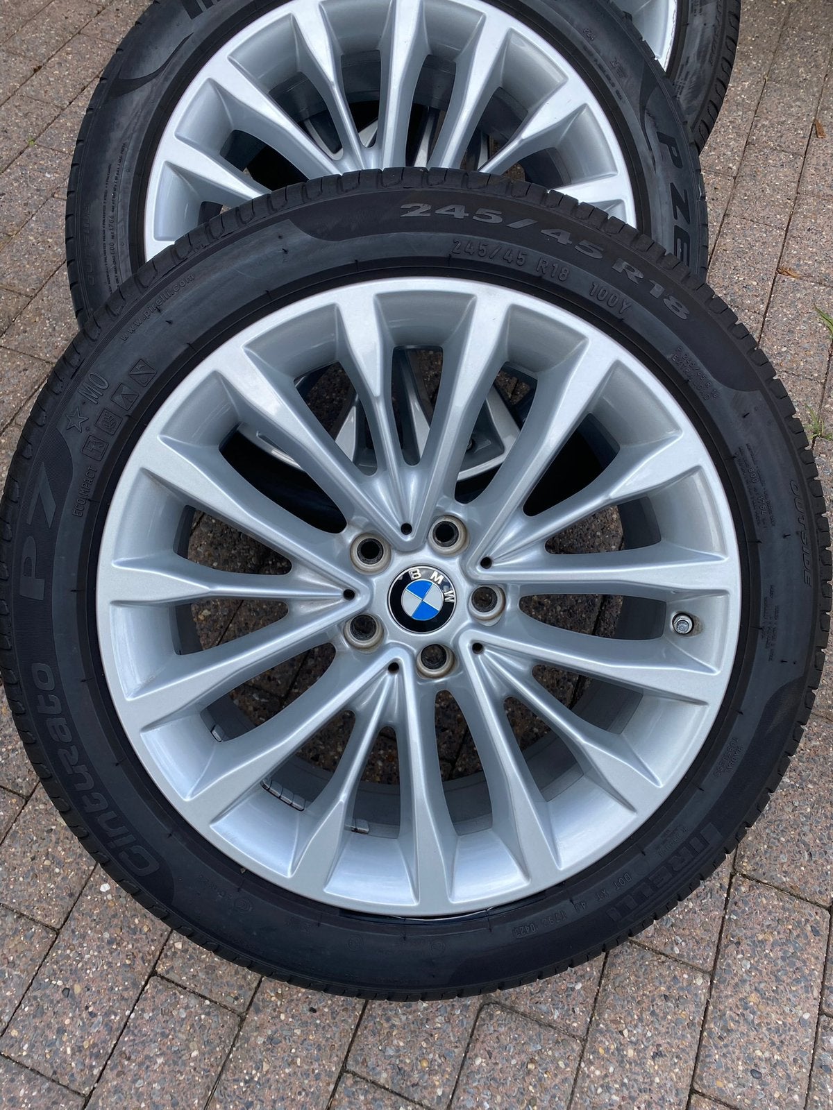 BMW 5 serie G30 G31 G14 G15 G16 18 inch velgen + Pirelli, Auto-onderdelen, Banden en Velgen, Ophalen, 18 inch, 245 mm, Banden en Velgen