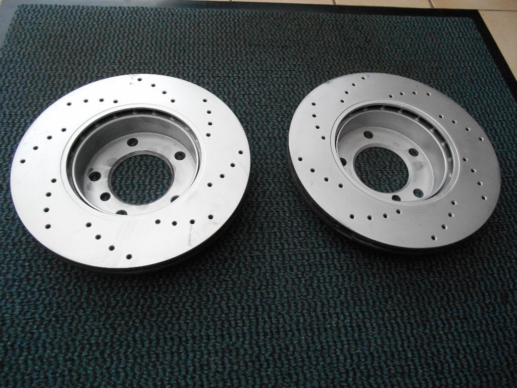 Foto 15 van Geperforeerde remschijven BMW E36 E46 E85 Z3