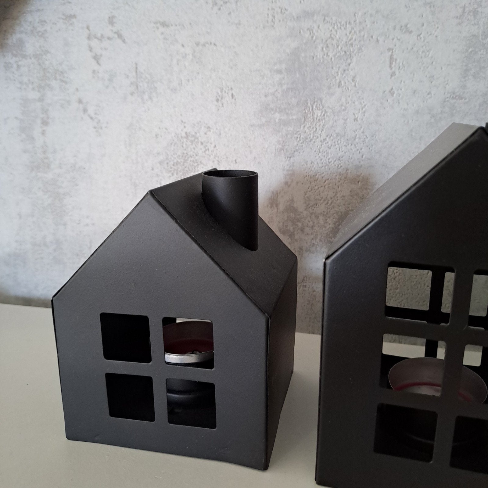 METALEN WAXINE LICHTHOUDER HUISJES, Huis en Inrichting, Ophalen, Overige materialen, Waxinelichthouder, Zo goed als nieuw