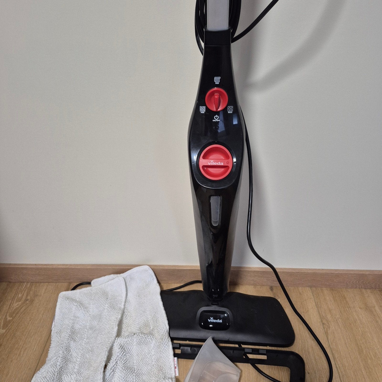 Vileda Stoomreiniger 0064-03, 1550W (Niet gebruikt), Ophalen, Zo goed als nieuw, Stoomreiniger