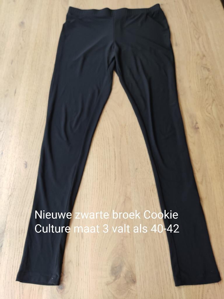 Zwarte broek van Cookie Culture maat 40-42, Maat 38/40 (M), Zwart, Ophalen of Verzenden, Zo goed als nieuw