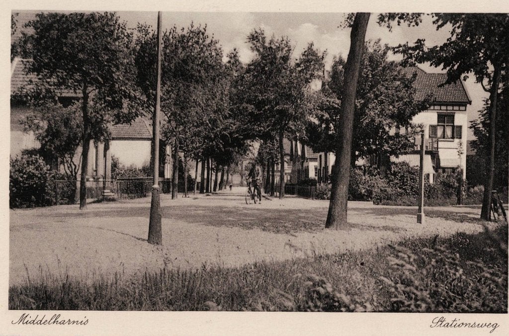 Middelharnis -  Stationsweg., Ophalen of Verzenden, 1920 tot 1940, Ongelopen, Zuid-Holland