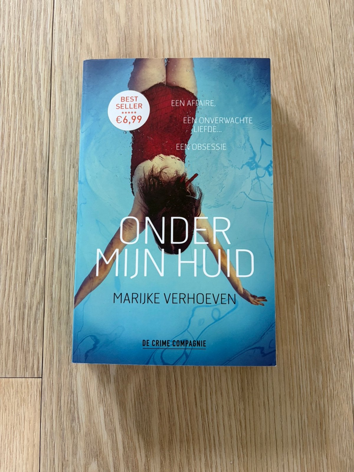 Marijke Verhoeven - onder mijn huid, Boeken, Ophalen of Verzenden, Zo goed als nieuw, Nederland