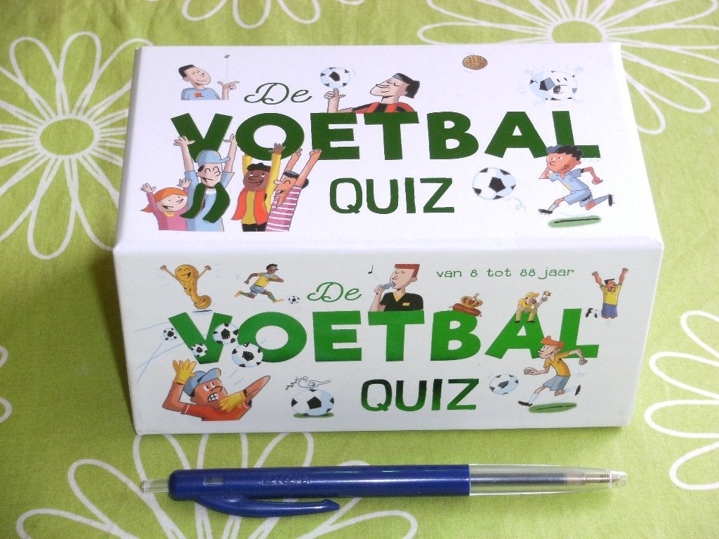 De voetbalquiz - Weet jij alles over voetbal?, Een of twee spelers, Ophalen of Verzenden, Zo goed als nieuw