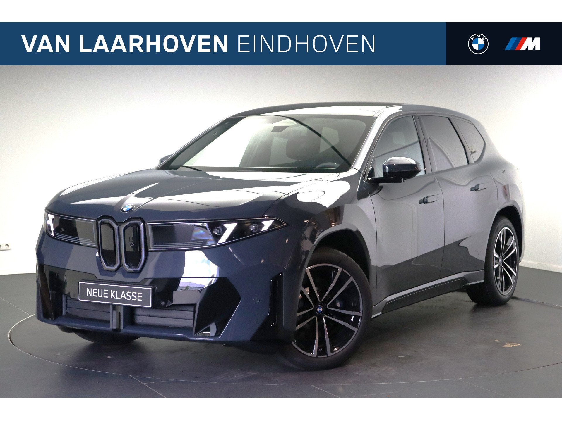 BMW iX3 40 eDrive M Sport / Panoramadak / Trekhaak / 3D Head, Auto's, Automaat, Dealer onderhouden, Achterwielaandrijving, Zwart