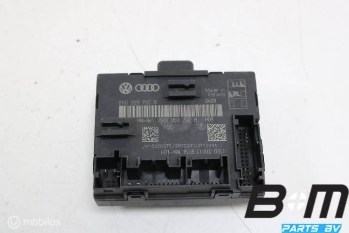 Portierregelapparaat rechtsvoor Audi Q3 8U 8X0959792B, Auto-onderdelen, Gebruikt