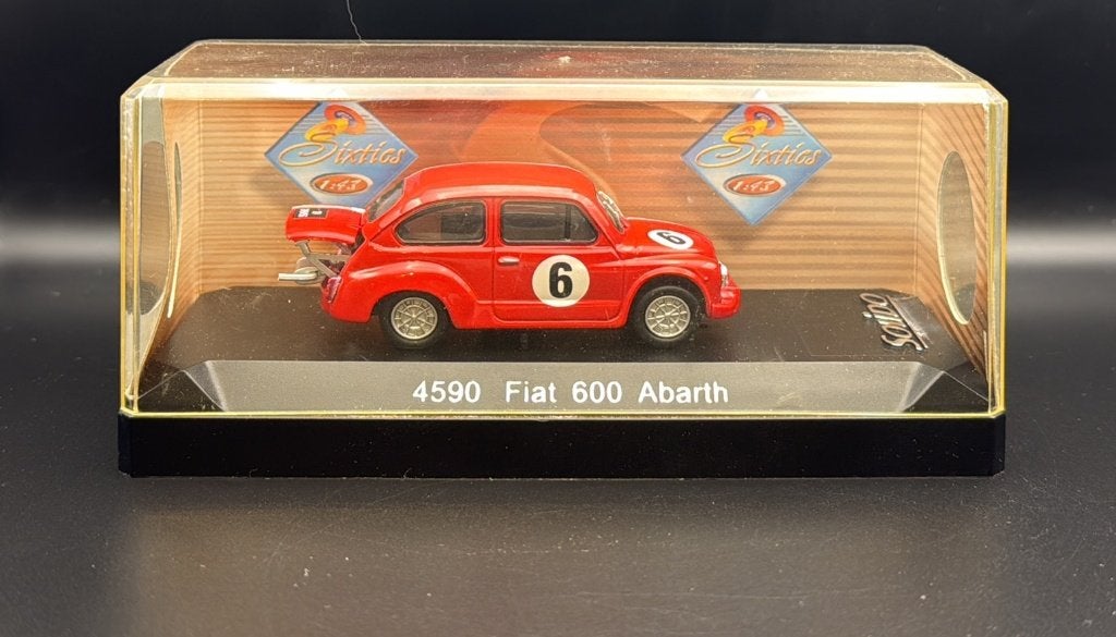 Solido 4590 Fiat 600 Abarth rood #6 1:43, Ophalen of Verzenden, Zo goed als nieuw, Auto, Solido