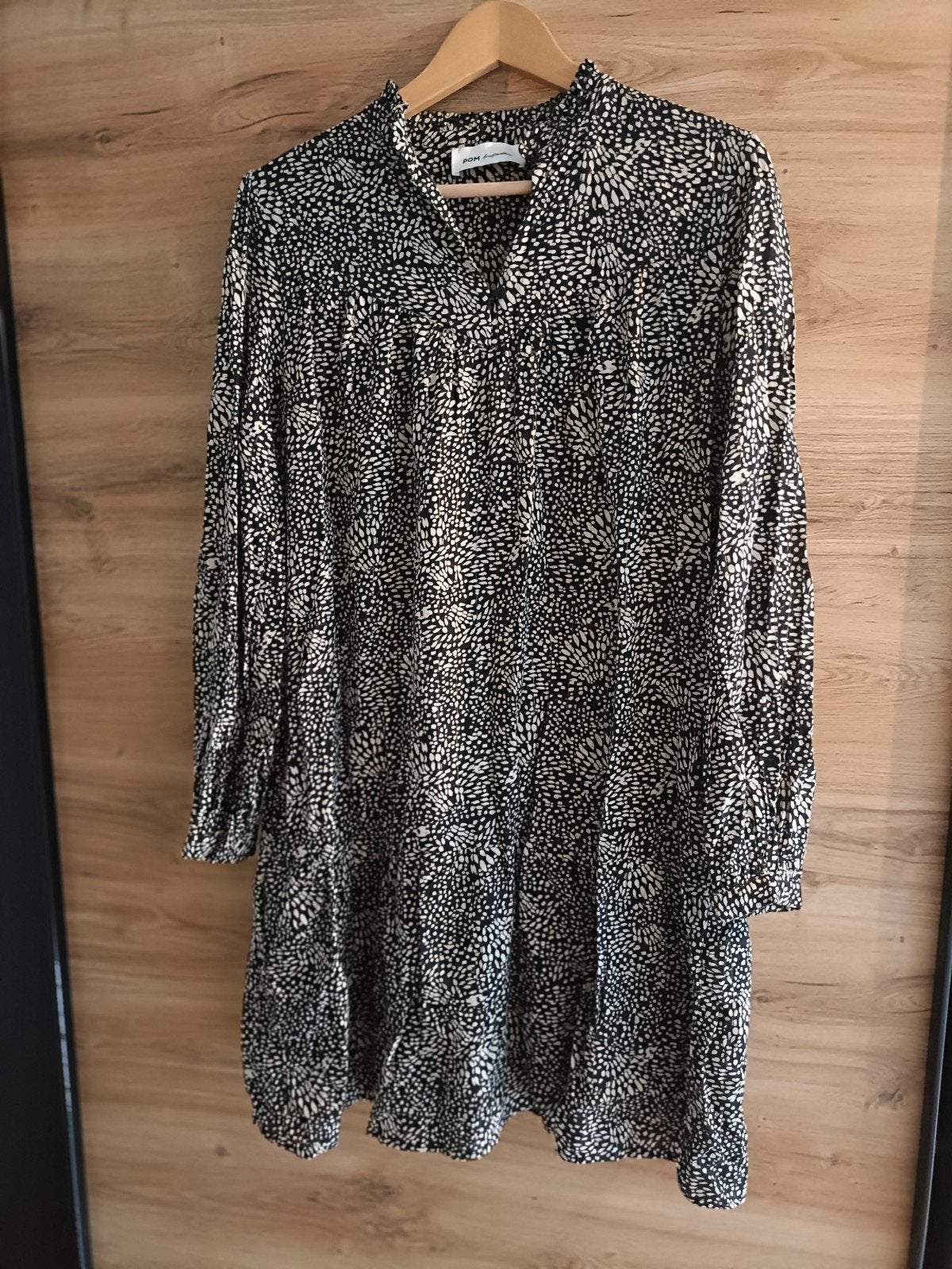 POM Amsterdam jurk met print en goudkleurige details, Kleding | Dames, Maat 38/40 (M), POM Amsterdam, Zwart, Ophalen of Verzenden