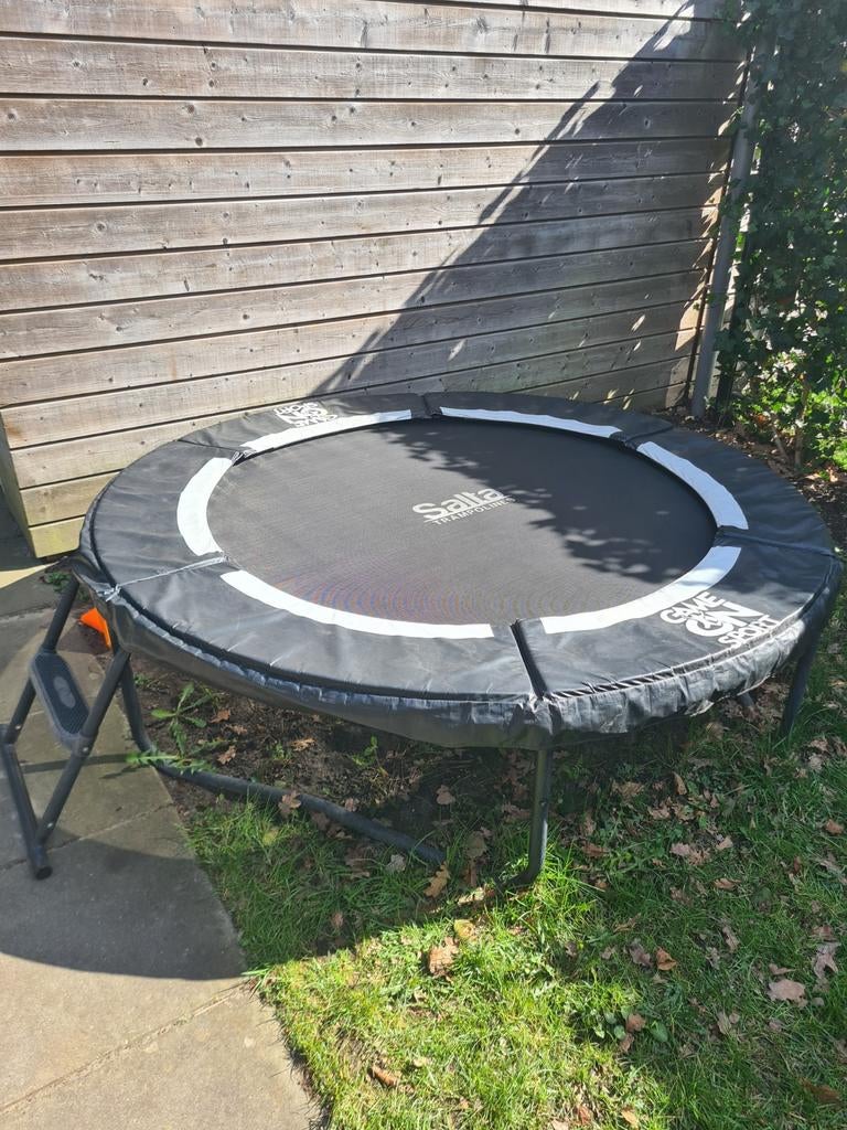 Salta trampoline 180 cm inclusief trapje, Kinderen en Baby's, Speelgoed | Buiten | Trampolines, Ophalen of Verzenden