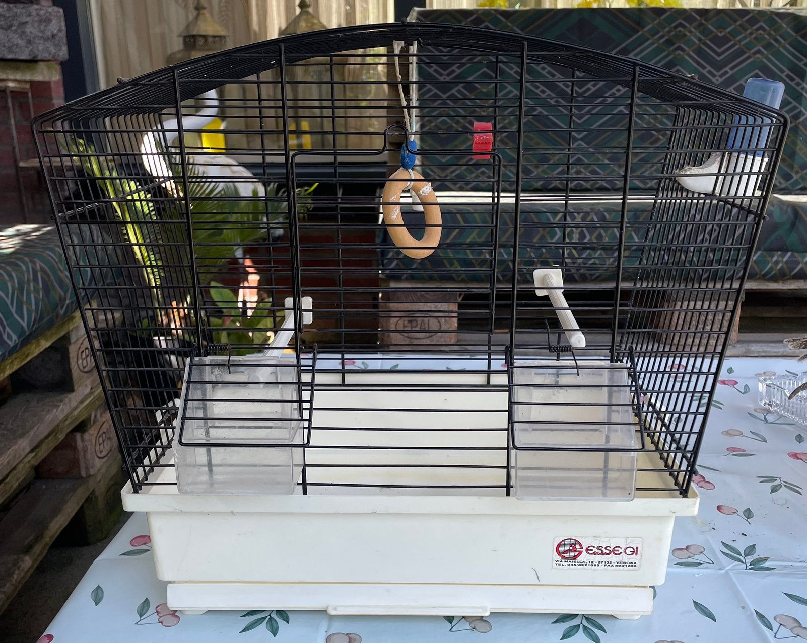 Mooi vogelkooi met toebehoren te koop, Dieren en Toebehoren, Ophalen, Gebruikt, Metaal, Vogelkooi