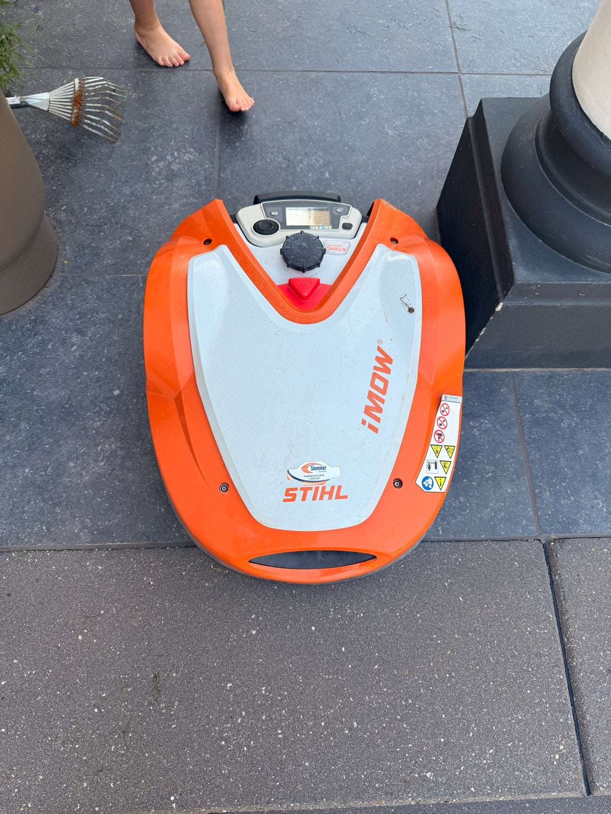 Stihl iMow robotmaaier met defect en laadstation, Ophalen, Gebruikt, Accu-grasmaaier