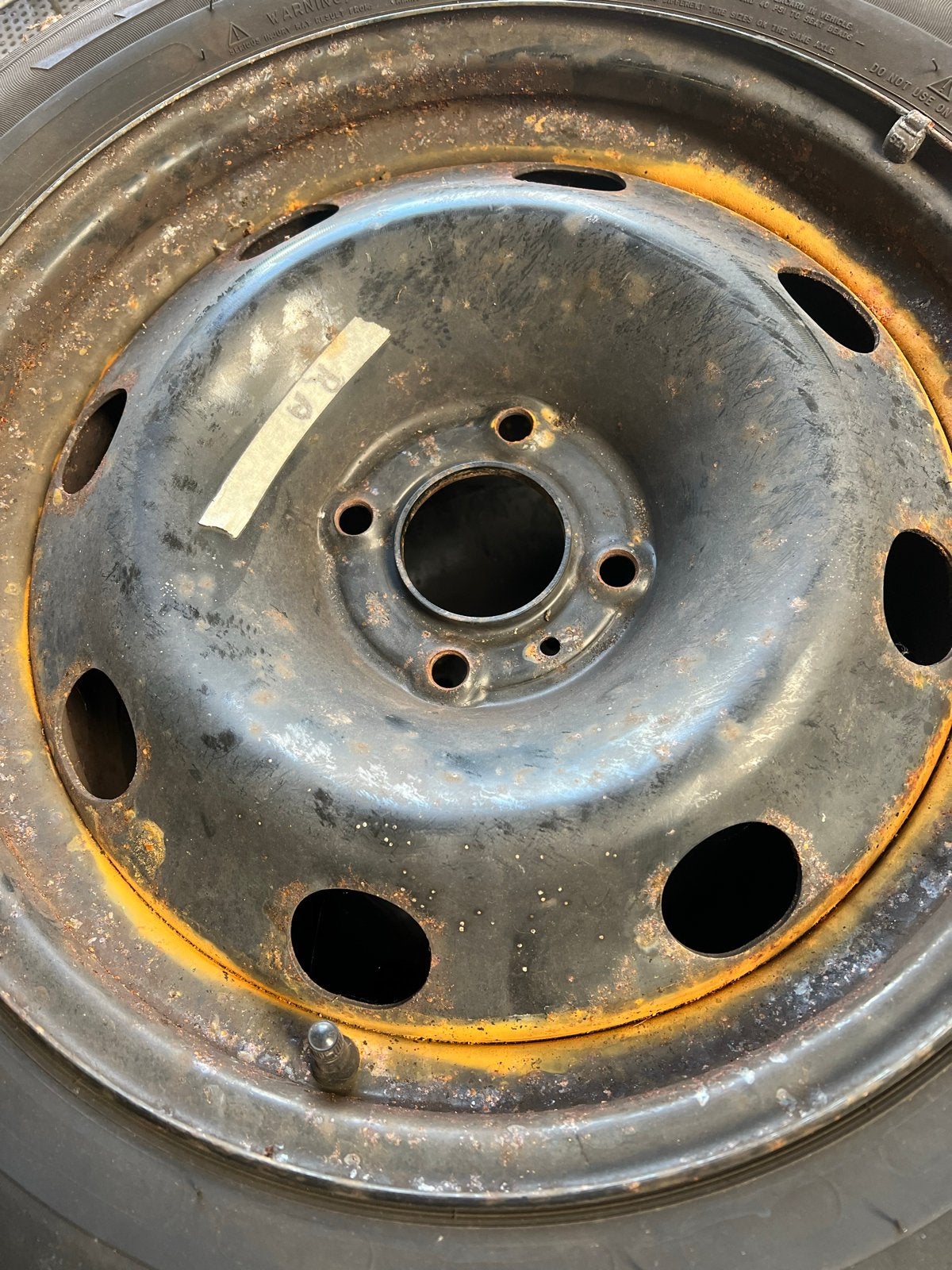 Michelin Winterbanden 205/55 R16 op stalen velgen, Ophalen, Gebruikt, 16 inch, Banden en Velgen