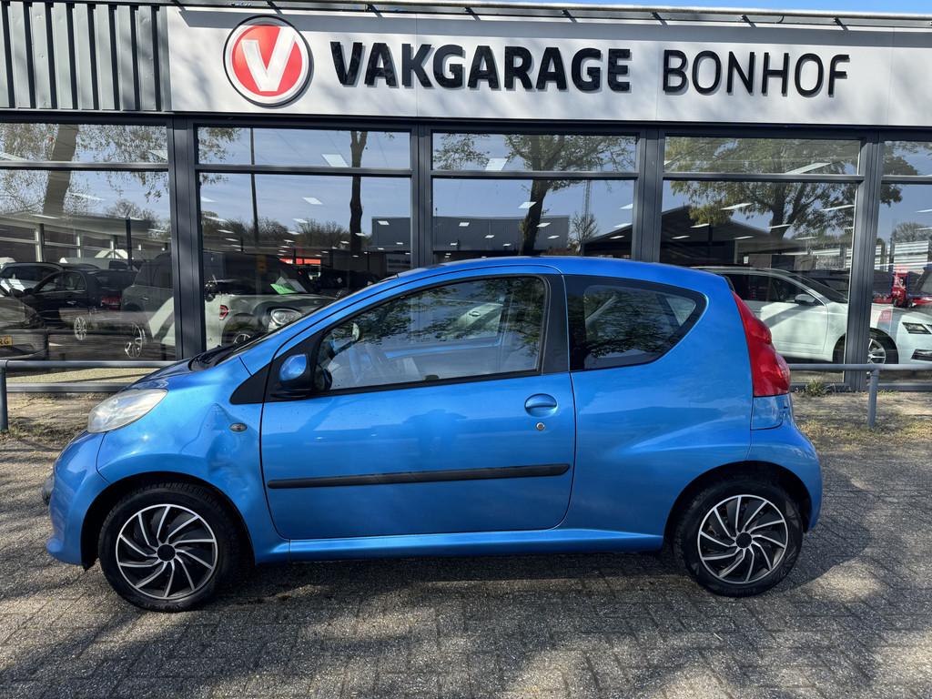 Peugeot 107 1.0-12V XR AIRCO-CV-NW APK (bj 2006), Auto's, Peugeot, Voorwielaandrijving, Gebruikt, 765 kg, 68 pk