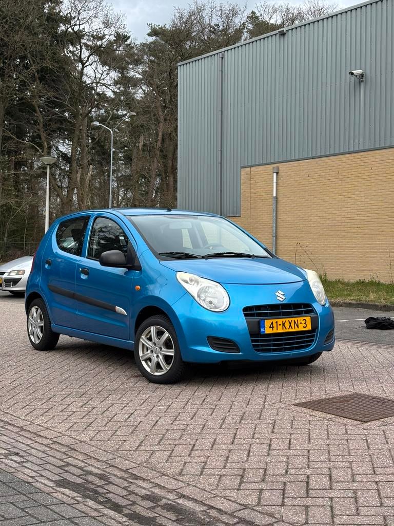 Suzuki Alto 1.0 - Apple Carplay - Nieuwe APK, Auto's, Voorwielaandrijving, 200 kg, Origineel Nederlands, Handgeschakeld