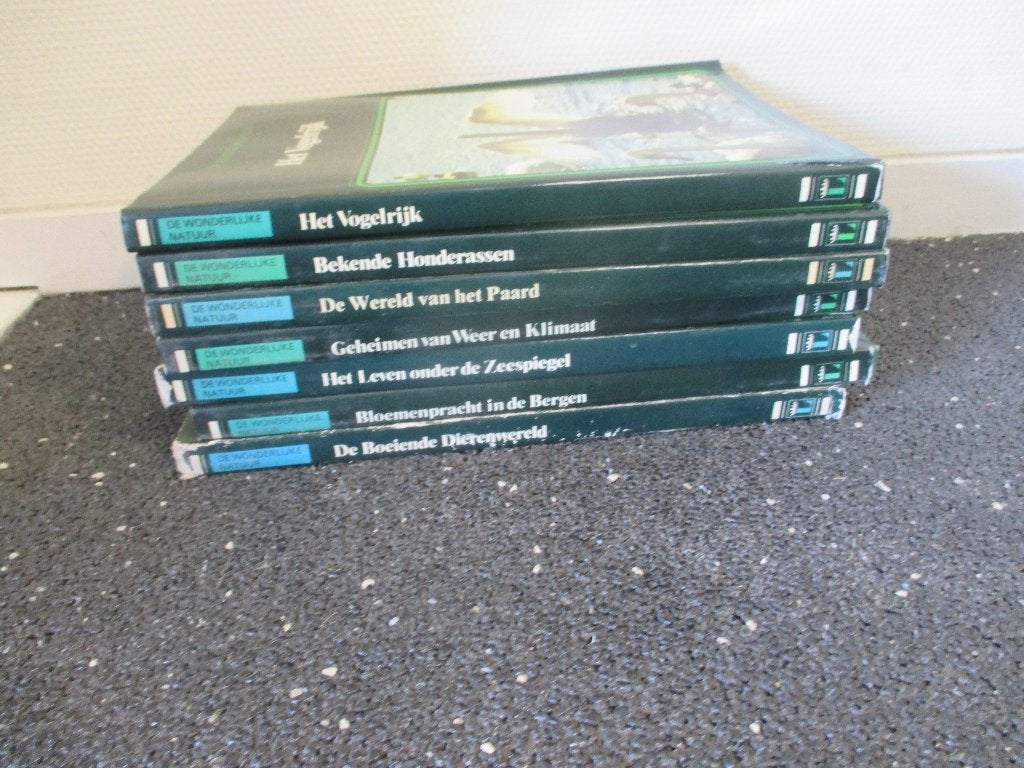De Wonderlijke Natuur - 7 prachtige boeken, Boeken, Natuur, Ophalen of Verzenden, Gelezen, Natuur algemeen