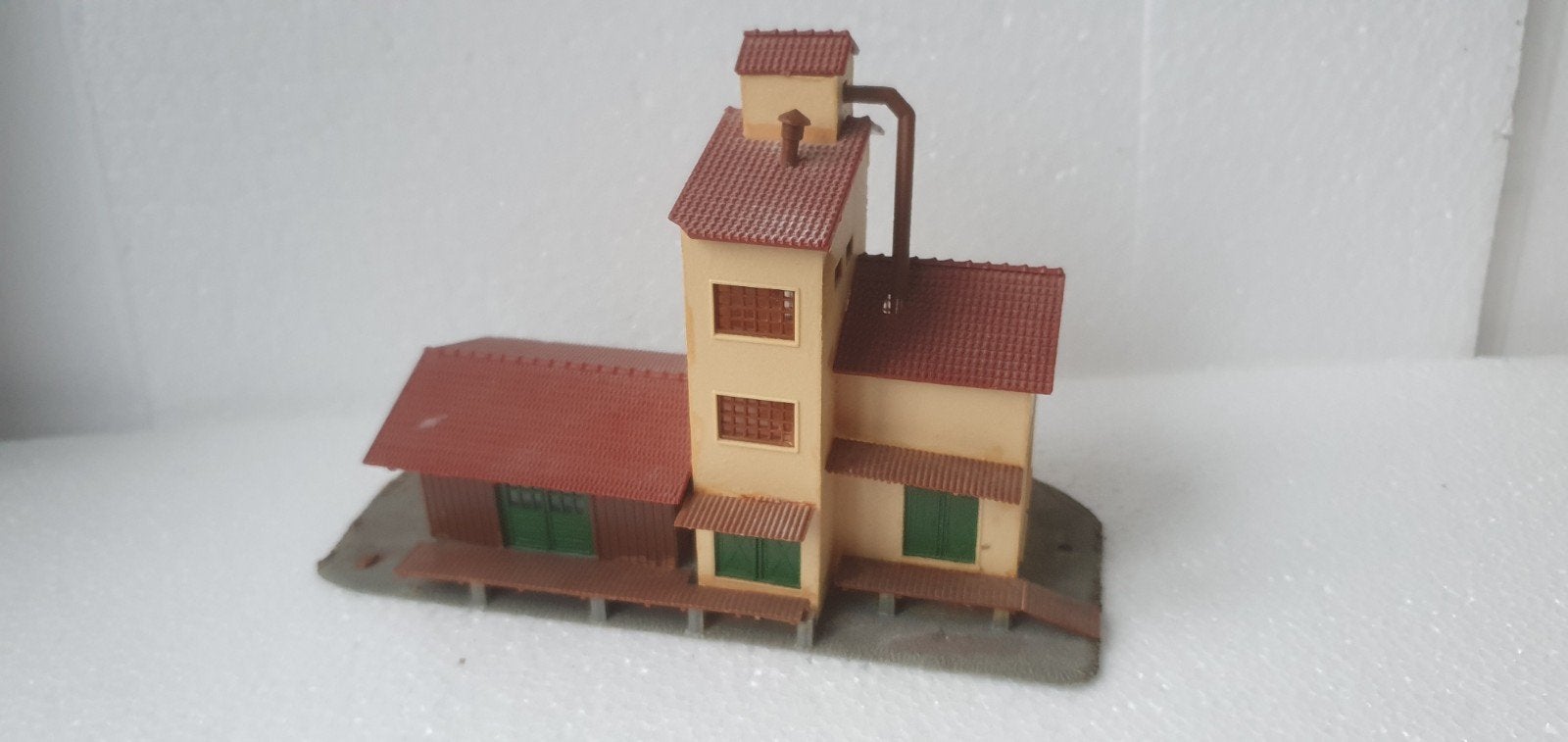 Faller 222224 handel in landbouwprod. N spoor, Hobby en Vrije tijd, Modeltreinen | N-Spoor, Ophalen of Verzenden, Gelijkstroom of Wisselstroom