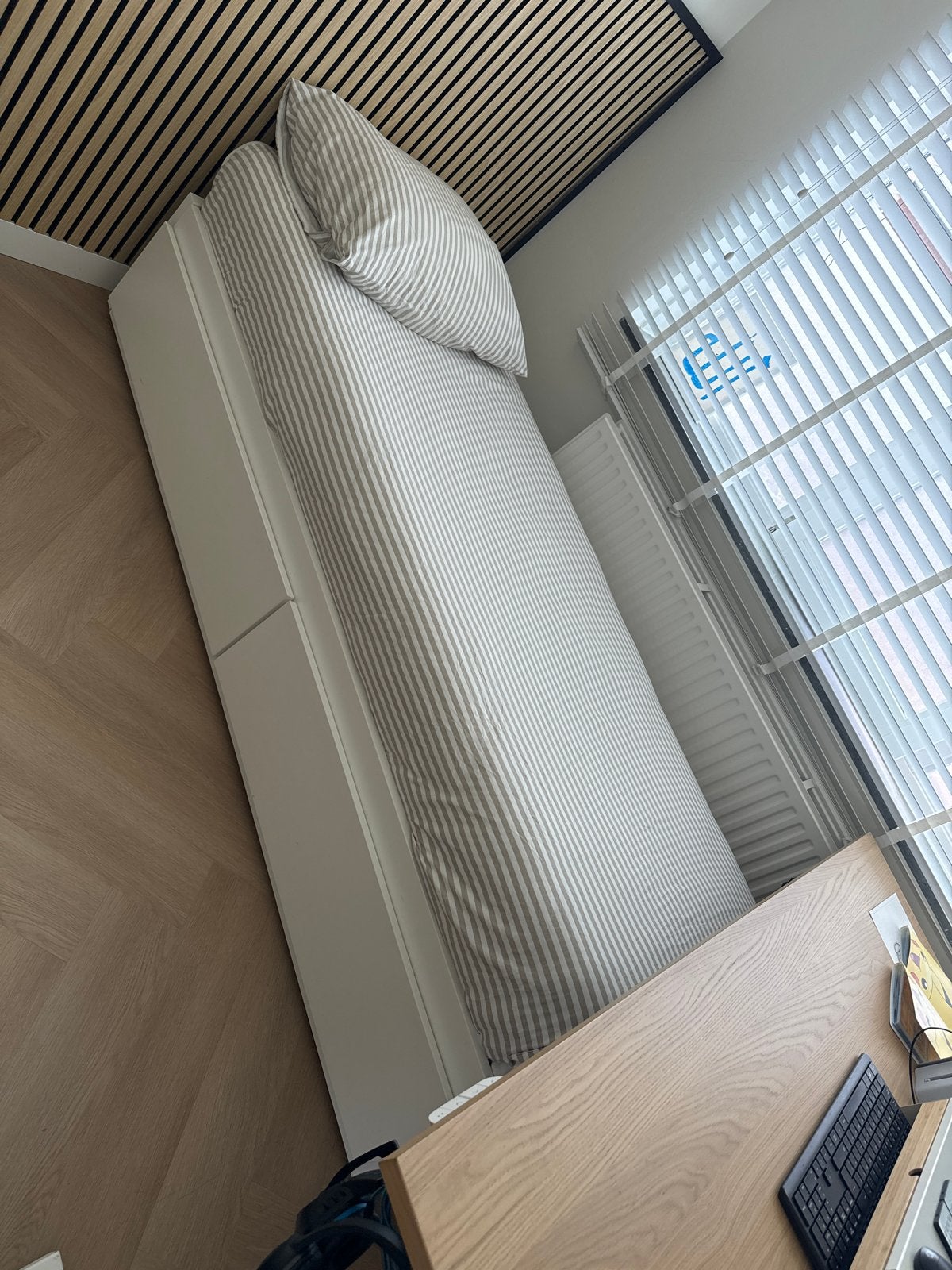 IKEA FLEKKE bedbank met 2 lades, wit, 80x200 cm, Ophalen, Eenpersoons, Wit, Zo goed als nieuw