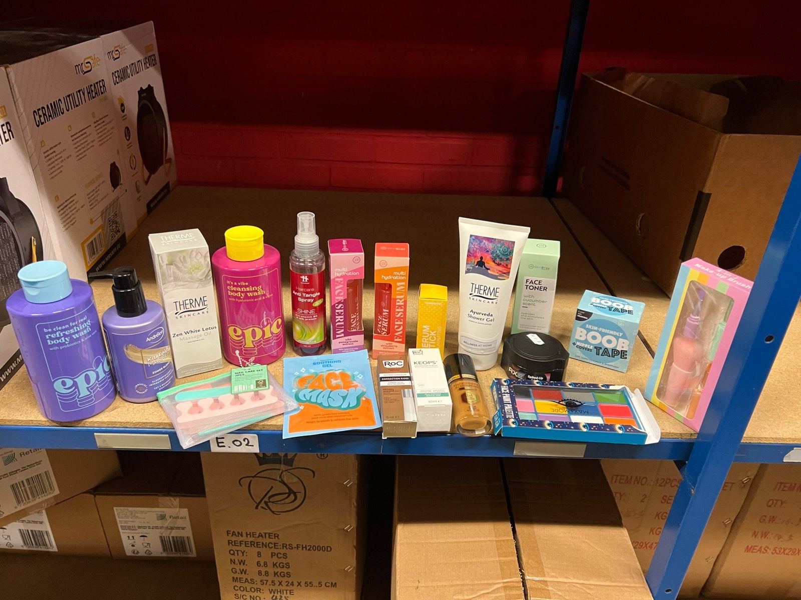 Mega partij verzorging 500 stuks nieuw 350 euro, Diversen, Rommelmarktspullen, Nieuw, V, V, D