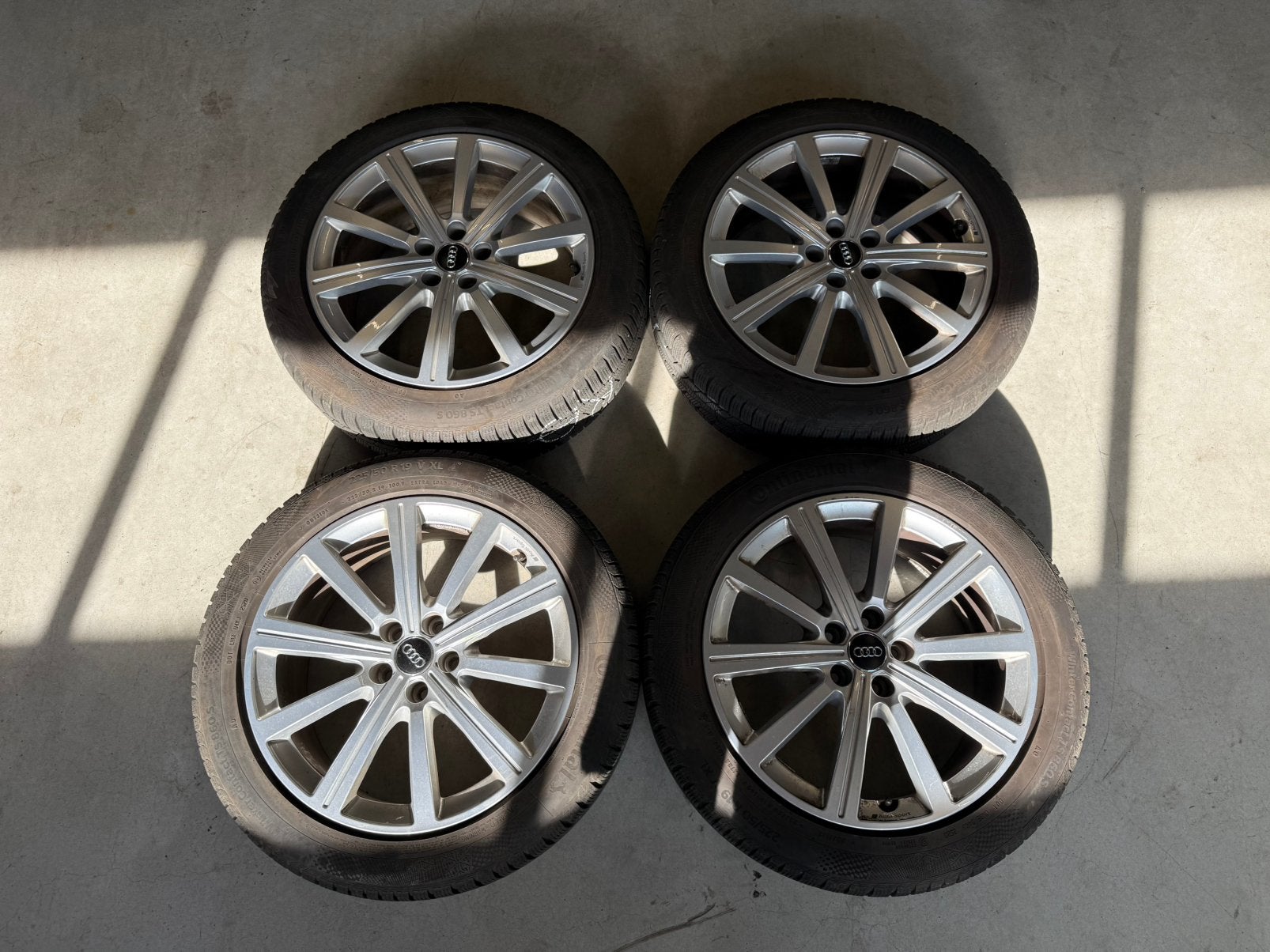 Setje 19” Audi Q3 Velgen + Continental Winterbanden 225/50, 19 inch, Gebruikt, Banden en Velgen, Personenwagen
