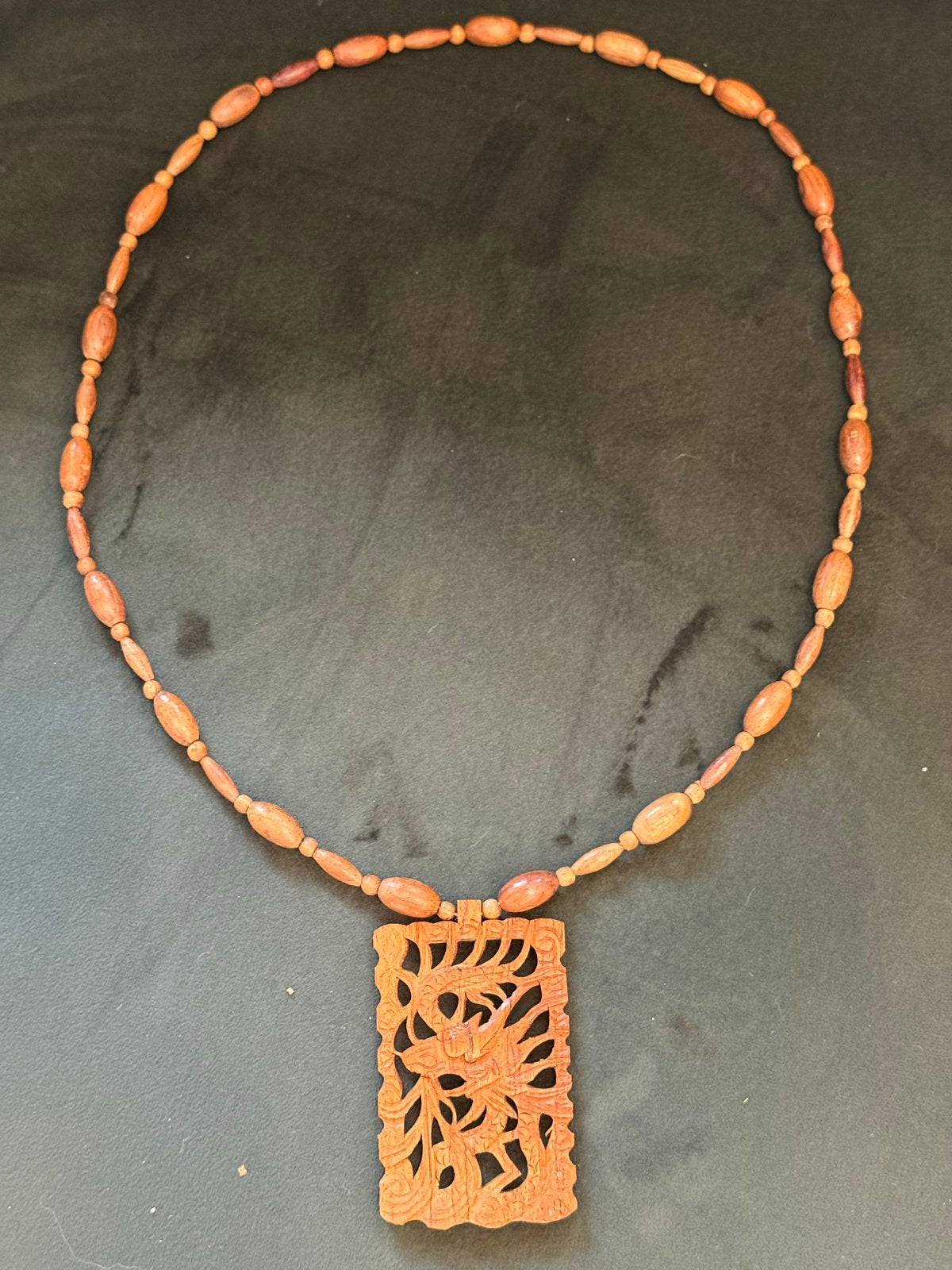 Houten ketting met drakenhanger, Bruin, Ophalen of Verzenden, Zo goed als nieuw, Overige materialen