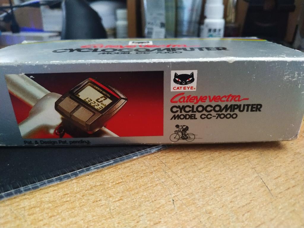 Cateye vectra-CYCLOCOMPUTER CC-7000, Ophalen of Verzenden, Draadloos, Zo goed als nieuw