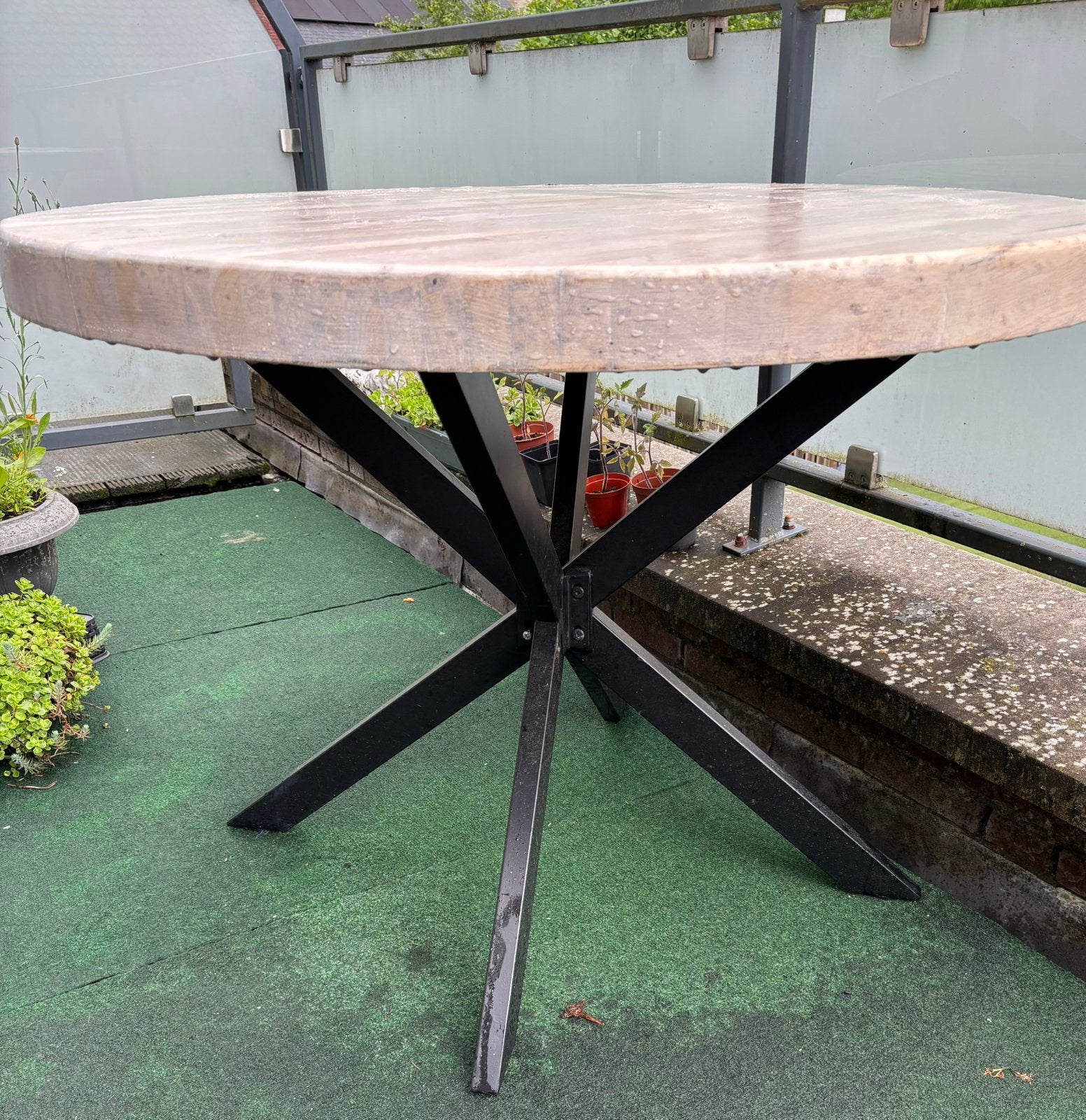 Zware tafel met industriële spinpoot, Huis en Inrichting, Tafels | Eettafels, Ophalen, Gebruikt, 100 tot 150 cm, Rond