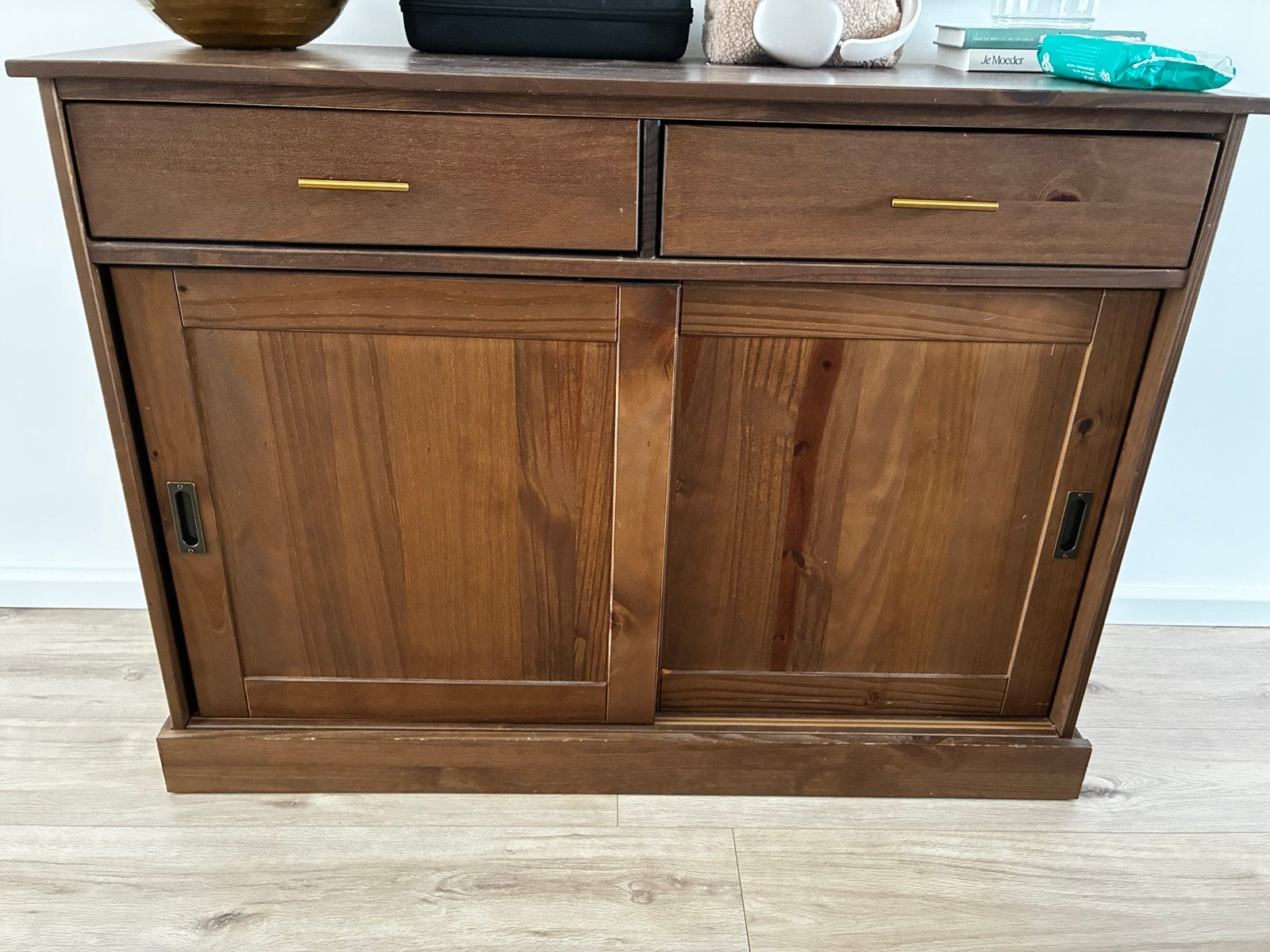 Houten dressoir met lades en schuifdeuren, Ophalen, 100 tot 150 cm, Zo goed als nieuw, Met lade(s)