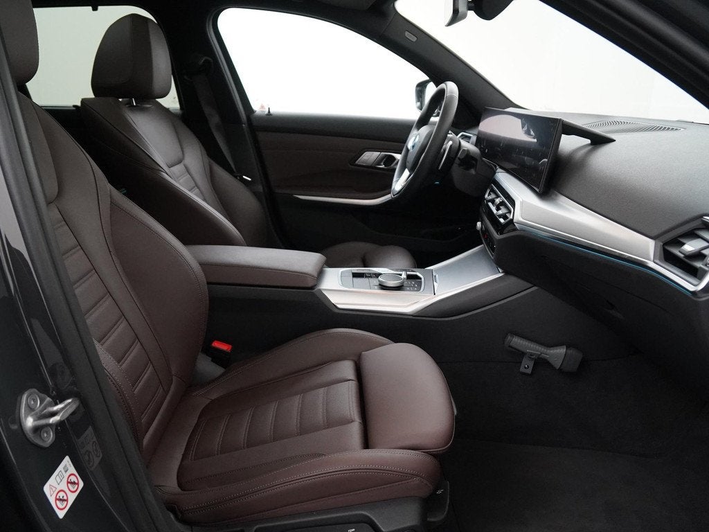 BMW 3 Serie Touring 320e Facelift | Panoramadak | Leder | Zo, Auto's, BMW, Gebruikt, 4 cilinders, Automatische klimaatregeling