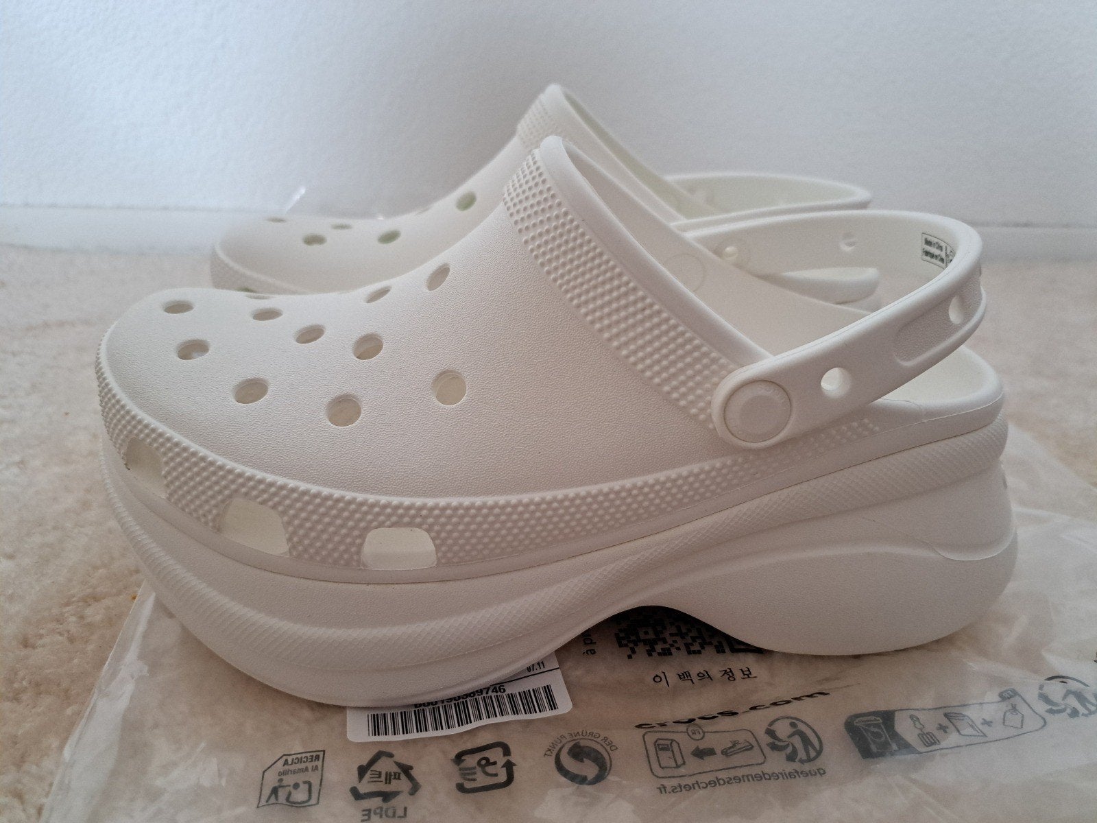 Nieuwe witte Crocs Bae Clog - Maat 39/40, Ophalen of Verzenden