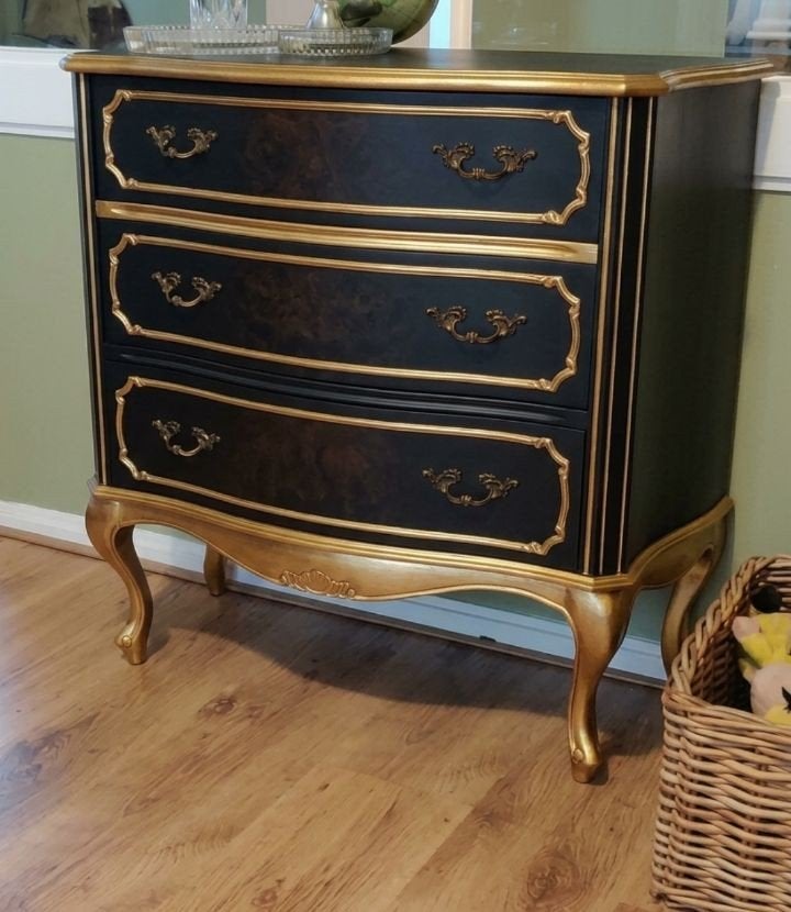 Elegante Zwarte Commode met Gouden Details, Ophalen