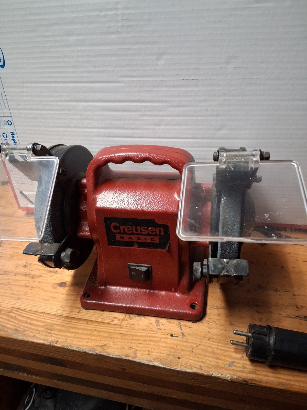Creusen slijpmachine  in prima staat, Ophalen, Gebruikt, Minder dan 700 watt, Werkbankslijpmachine