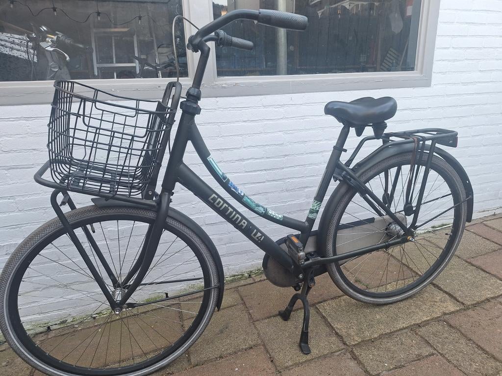 2 fietsen, Fietsen en Brommers, Fietsen | Dames | Omafietsen, Ophalen, Terugtraprem, Gebruikt, Versnellingen