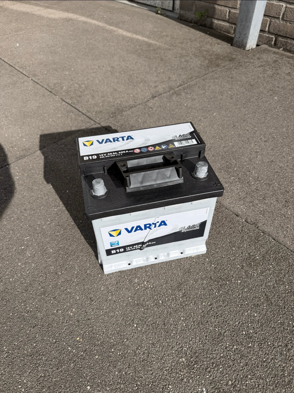 Varta Black Dynamic B19 12V 45Ah accu - Goede staat, Ophalen, Gebruikt, Universele onderdelen