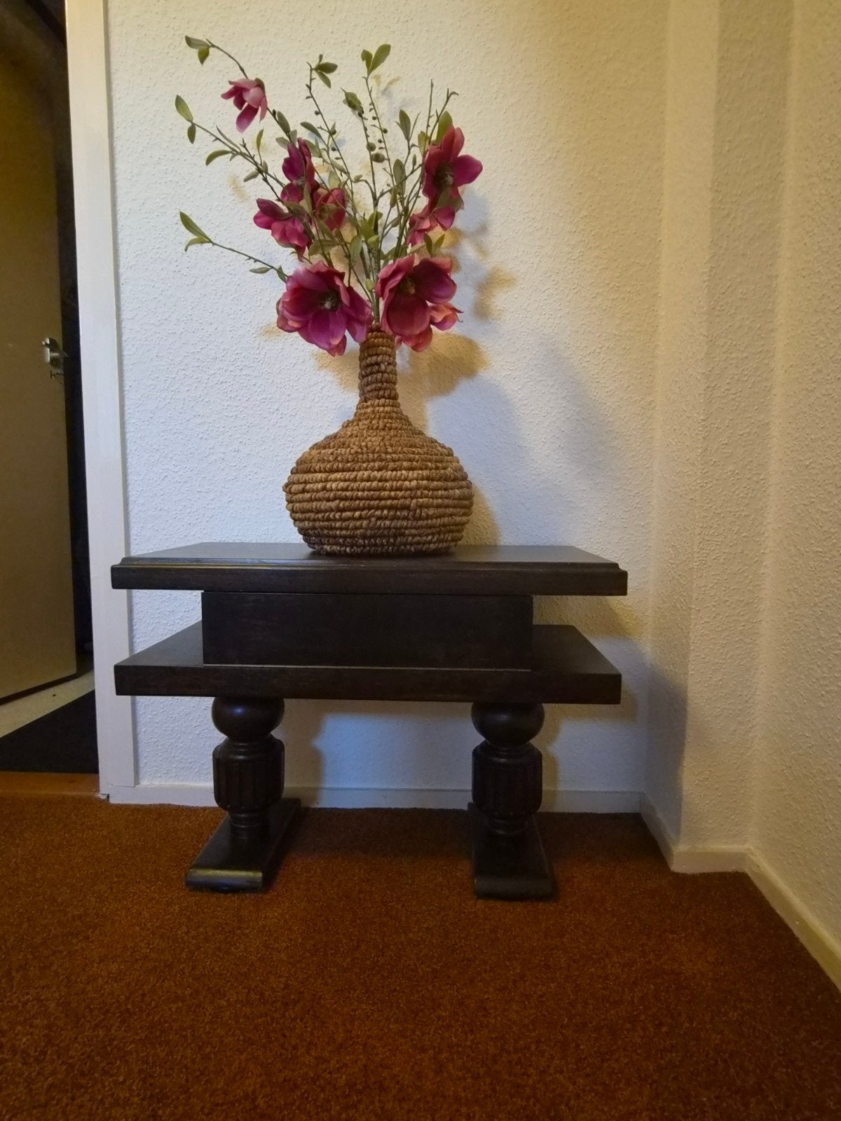 Uniek houten haltafeltje met opbergruimte, Gebruikt, Klassiek, functioneel, 55 tot 75 cm, Rechthoekig