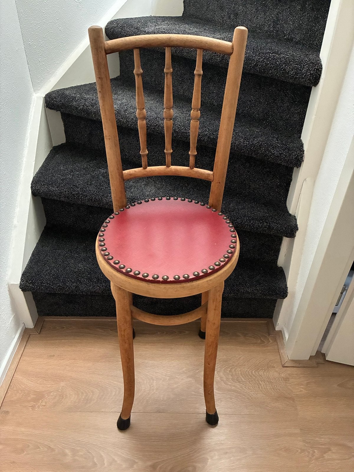 Antiek Thonet? kinder eetstoel., Ophalen