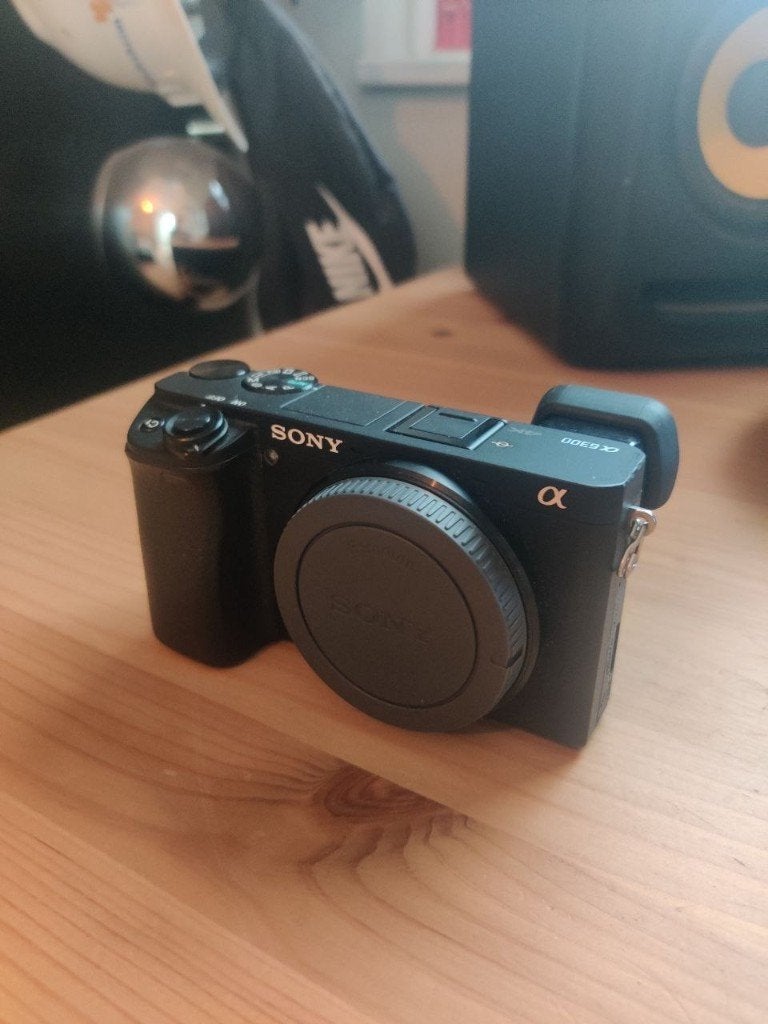 Sony a6300 Body Camera + Camera Tas, Audio, Tv en Foto, Fotocamera's Digitaal, Screenprotector, Gebruikt, Ophalen of Verzenden